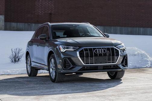 2023 Audi Q3 45 S line Premium Plus