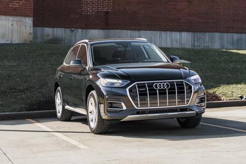 2023 Audi Q5 40 Premium