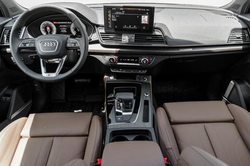 2025 Audi Q5 55 S line Premium Plus
