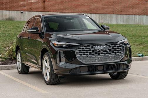 2025 Audi Q5 Premium Plus