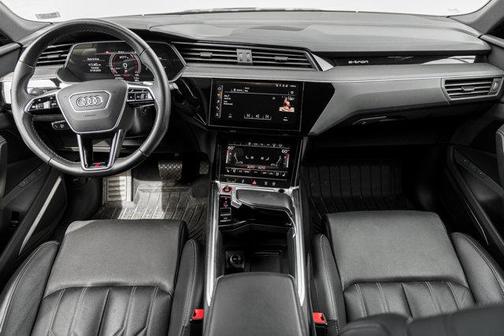 2022 Audi e-tron S Prestige