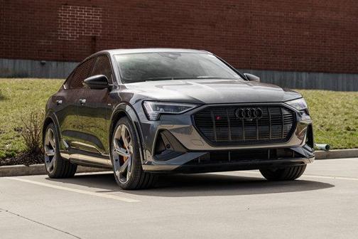 2022 Audi e-tron S Prestige