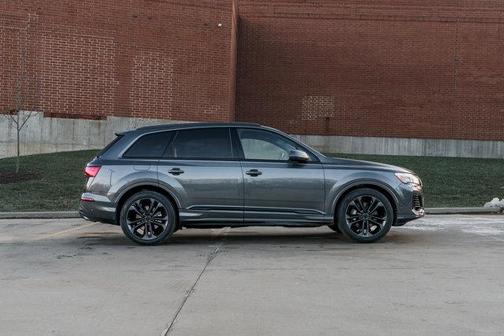 2026 Audi Q7 55 Premium Plus
