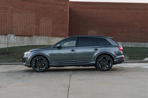 2026 Audi Q7 55 Premium Plus