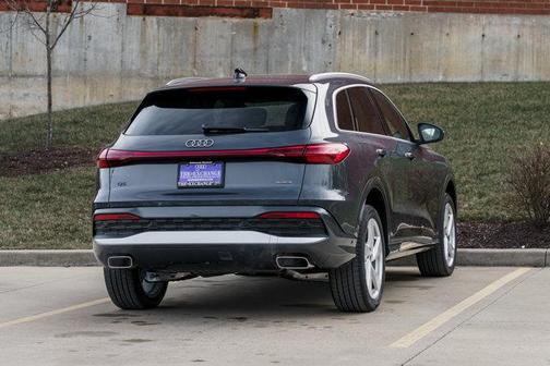 2025 Audi Q5 Premium Plus TFSI quattro S tronic