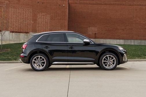 2022 Audi SQ5 3.0T Premium Plus