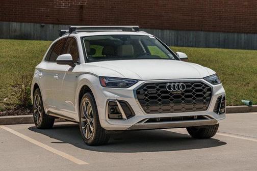 2022 Audi Q5 45 S line Premium Plus