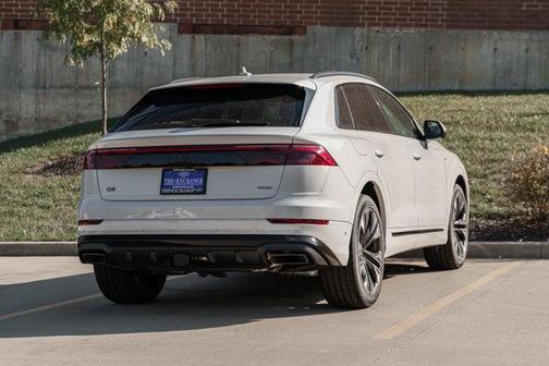 2026 Audi Q8 55 Premium Plus