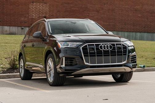 2022 Audi Q7 55 Premium Plus