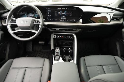 2025 Audi Q5 Premium