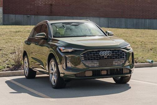 2025 Audi Q5 Premium Plus