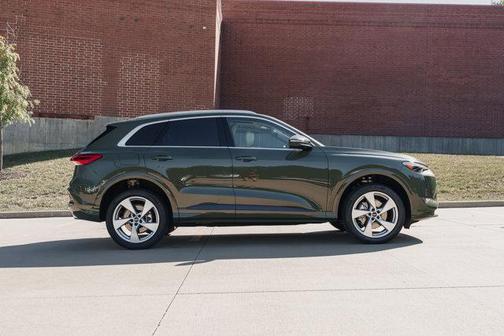 2025 Audi Q5 Premium Plus