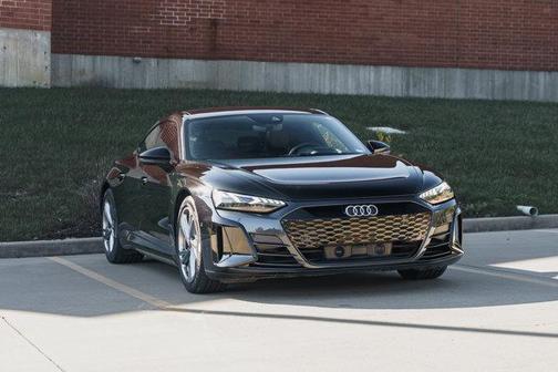 2023 Audi e-tron GT Prestige quattro