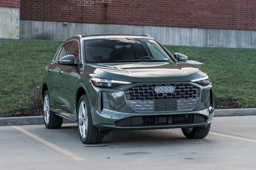 2025 Audi Q5 Premium Plus TFSI quattro S tronic