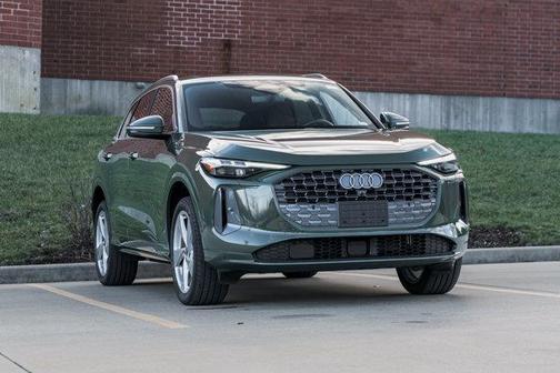 2025 Audi Q5 Premium Plus TFSI quattro S tronic