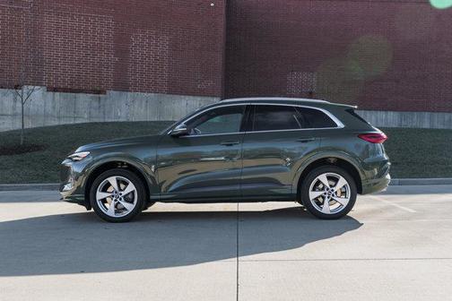 2025 Audi Q5 Premium Plus TFSI quattro S tronic