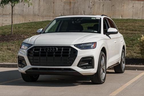 2025 Audi Q5 40 Premium