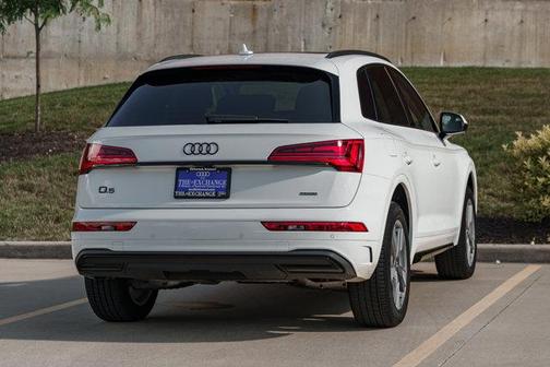 2025 Audi Q5 40 Premium