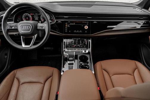 2025 Audi Q7 55 Premium Plus