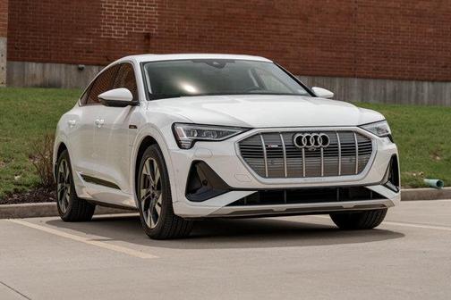 2022 Audi e-tron Sportback S line Premium Plus