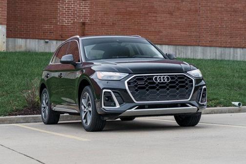2023 Audi Q5 45 S line Premium