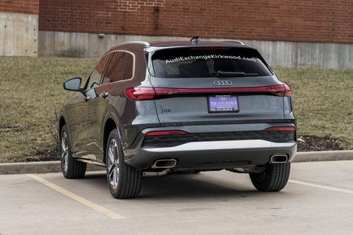 2025 Audi Q5 Premium TFSI quattro S tronic