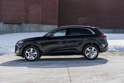 2025 Audi Q5 Premium Plus TFSI quattro S tronic