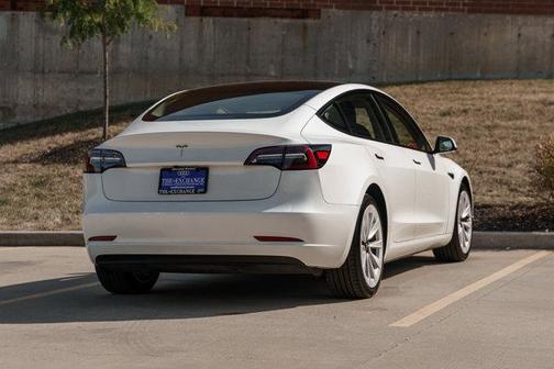 2023 Tesla Model 3 Standard Range