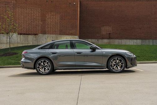 Daytona Gray Pearl Effect 2026 Audi A6 Premium Plus quattro S tronic