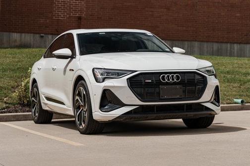 2022 Audi e-tron Sportback S line Premium Plus