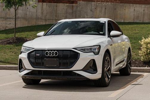 2022 Audi e-tron Sportback S line Premium Plus