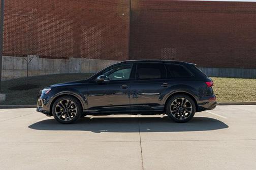 2026 Audi Q7 55 Premium Plus