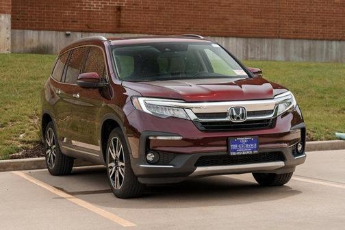 2022 Honda Pilot Touring 8-Passenger