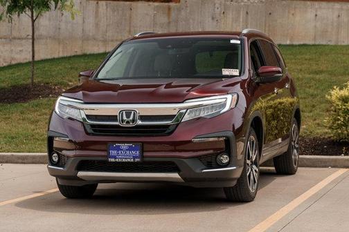 2022 Honda Pilot Touring 8-Passenger