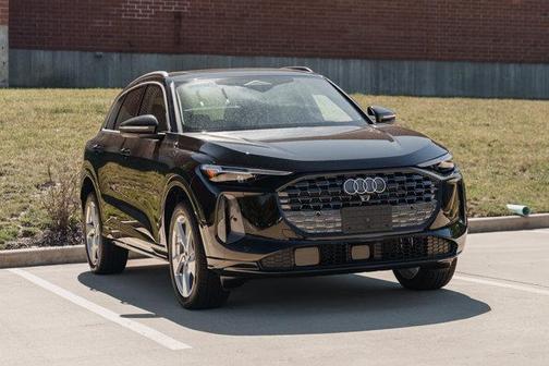 2025 Audi Q5 Premium Plus