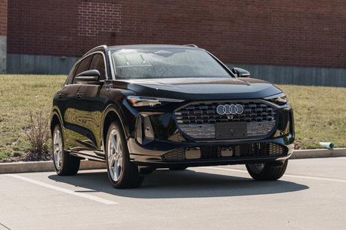 2025 Audi Q5 Premium Plus