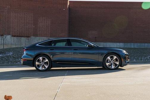 2025 Audi A6 e-tron Prestige