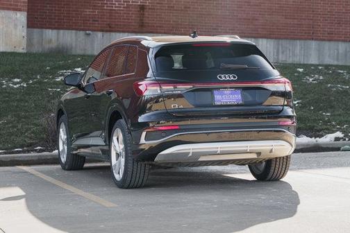 2023 Audi Q4 e-tron Premium 50 quattro