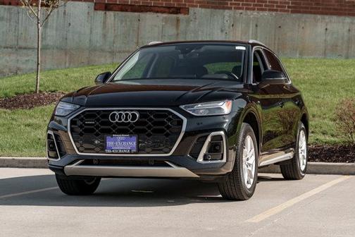 2022 Audi Q5 45 S line Premium