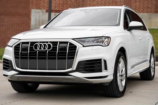 2022 Audi Q7 55 Premium Plus