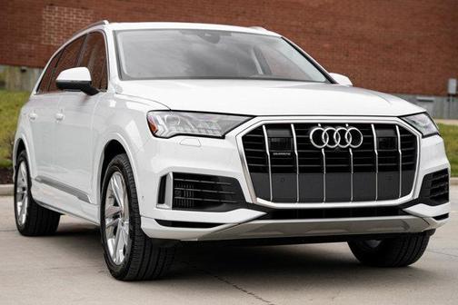 2022 Audi Q7 55 Premium Plus