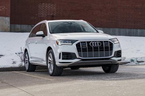 2022 Audi Q7 55 Premium Plus
