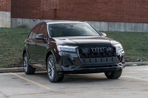2026 Audi Q7 45 Premium