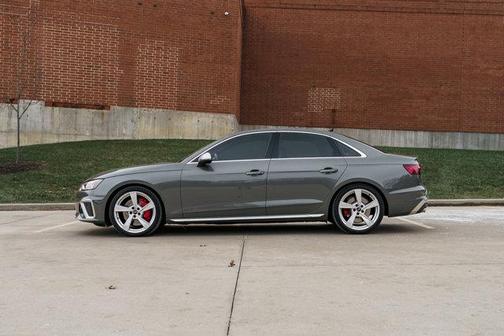 2023 Audi S4 Premium Plus TFSI quattro Tiptronic