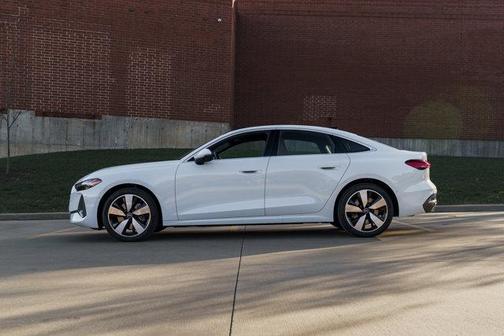 2025 Audi A5 Premium Plus TFSI quattro S tronic