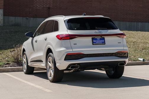 2025 Audi Q5 Premium Plus