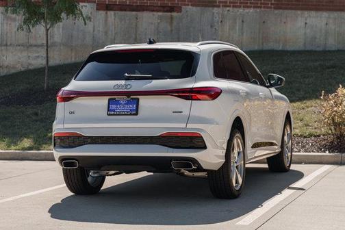 2025 Audi Q5 Premium Plus