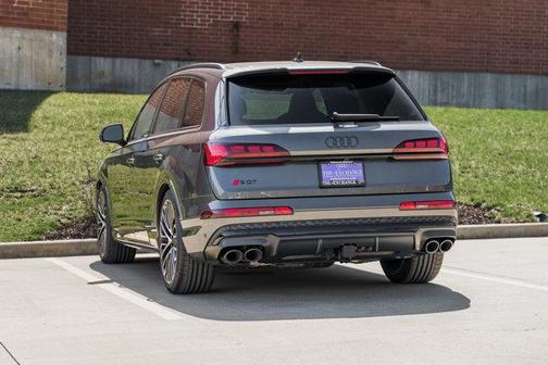 2026 Audi SQ7 4.0T Prestige