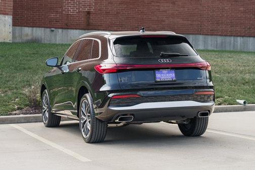 2025 Audi Q5 Premium Plus