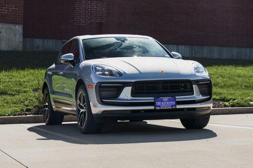 2022 Porsche Macan S